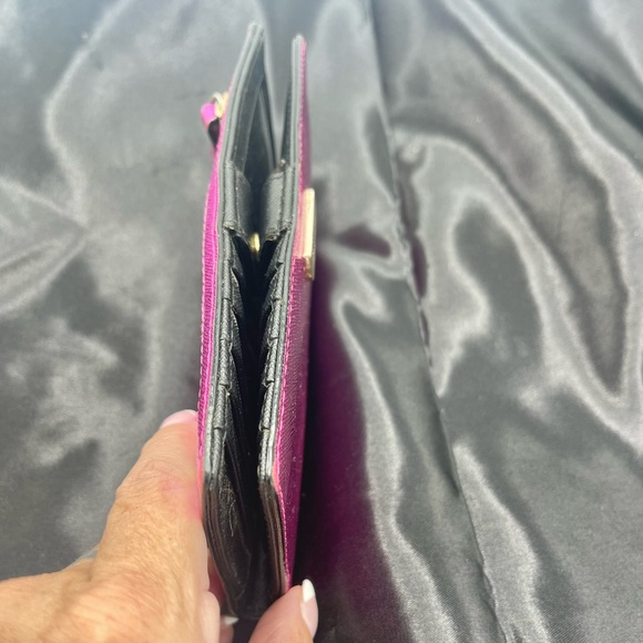 KATE SPADE NEW YORK HOT PINK WALLET WITH ICONIC NAME PLATE IN GOLD TONE - Picture 4 of 17